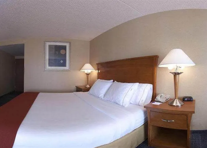 Express By Ihg Hotel Flagstaff