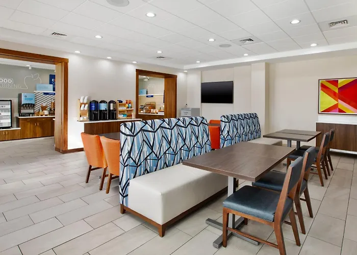 Express By Ihg Hotel